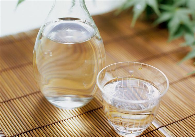 白酒到底哪里好喝？了解八大白酒的口感！