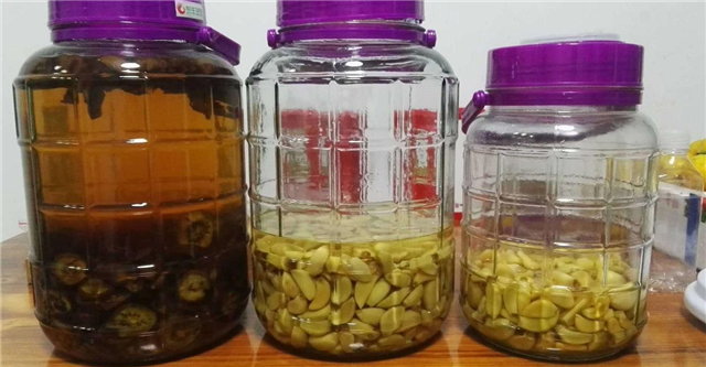 白酒泡大蒜真的能降血栓嗎？白酒和大蒜的神奇結(jié)合