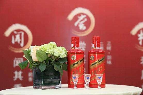 婚禮用什么酒好？這3款品牌白酒，婚禮用酒性價很高