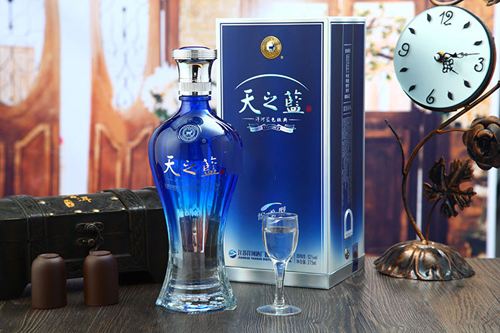 天之藍(lán)52度多少錢一瓶，天之藍(lán)、海之藍(lán)、夢(mèng)之藍(lán)有什么區(qū)別