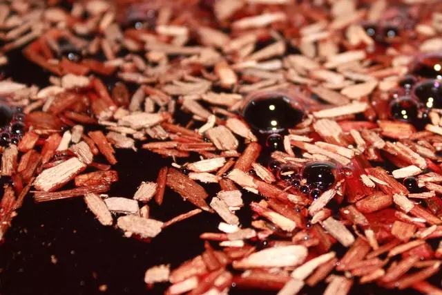 紅酒橡木味來自于什么？橡木味代表紅酒的好壞嗎？