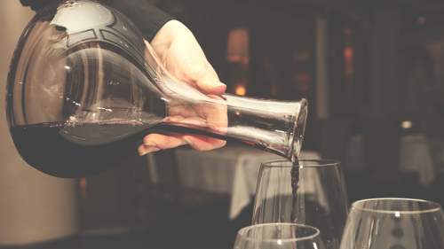 紅酒怎么醒酒？紅酒需要醒酒多長時間？
