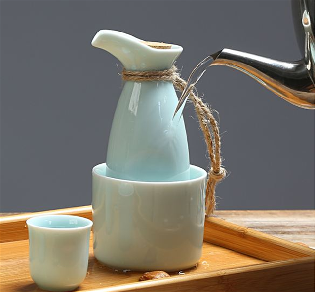 怎么喝酒不醉的小技巧？食飲結(jié)合比較好。