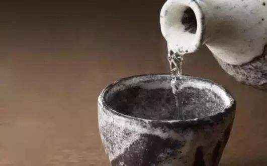 收藏白酒最好多少度數(shù)的？哪些白酒具有收藏的價(jià)值？
