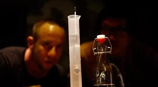 怎么測(cè)酒的酒精度，白酒度數(shù)那么多到底哪個(gè)好喝