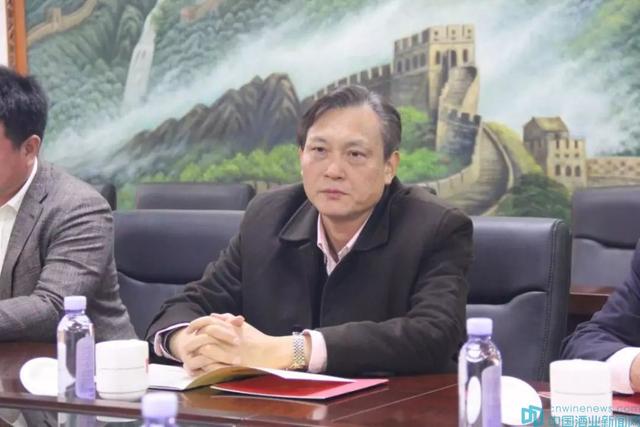 全國政協委員江南一行到公司 考察蘭陵美酒文化產業(yè)園項目