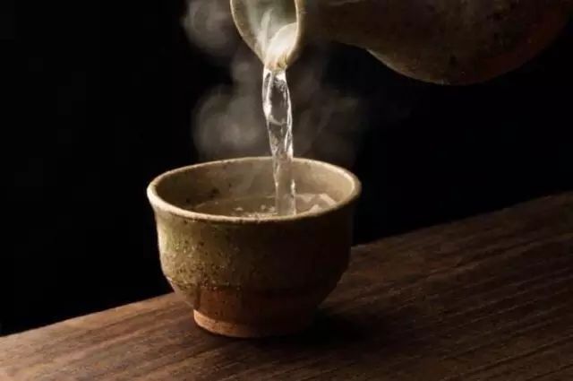 白酒苦是什么原因造成的？白酒最簡(jiǎn)便的去苦方法是什么？