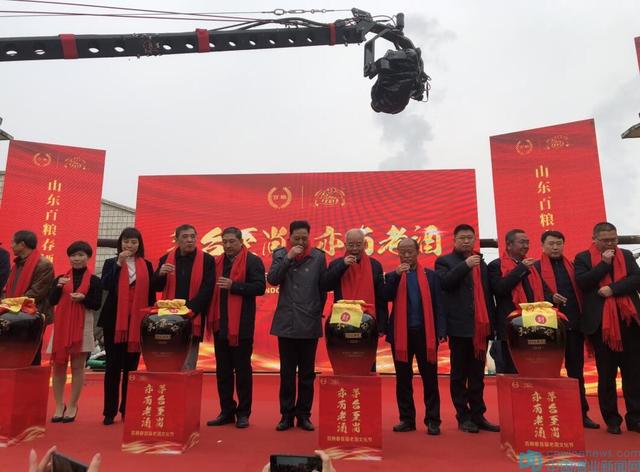 紀(jì)年老酒首發(fā)，百糧春重啟征途