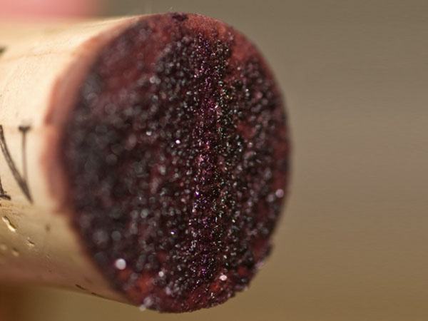 紅酒變質(zhì)能喝嗎？如何判斷紅酒是否變質(zhì)
