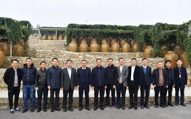 李保芳、汪俊林、鐘方達(dá)郎酒莊園會(huì)晤，三家共謀大手筆