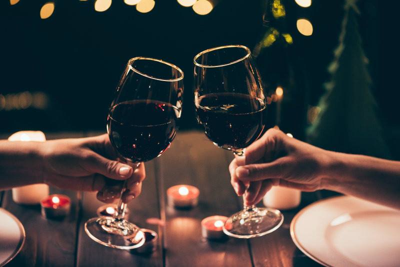 吃月餅可以喝紅酒嗎？月餅可以搭配紅酒嗎？