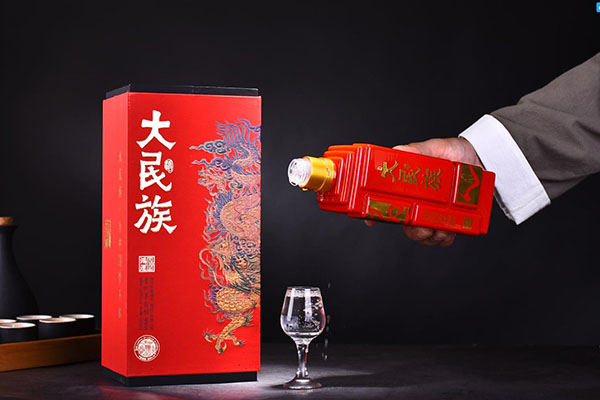 吃燒烤能喝白酒嗎？最好是不要喝白酒