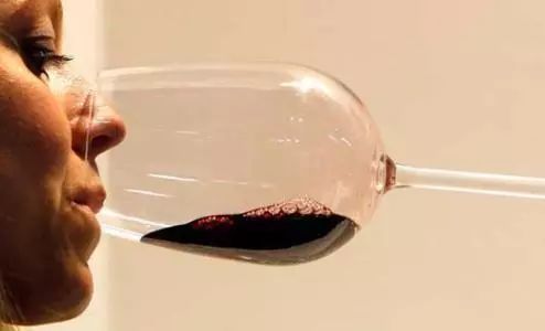 飲酒真的可以活血化瘀嗎？飲酒活血化瘀不可取