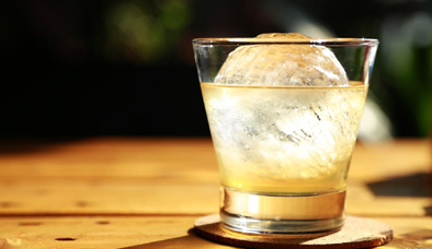 白酒能加冰喝嗎？哪些酒可以冰飲？