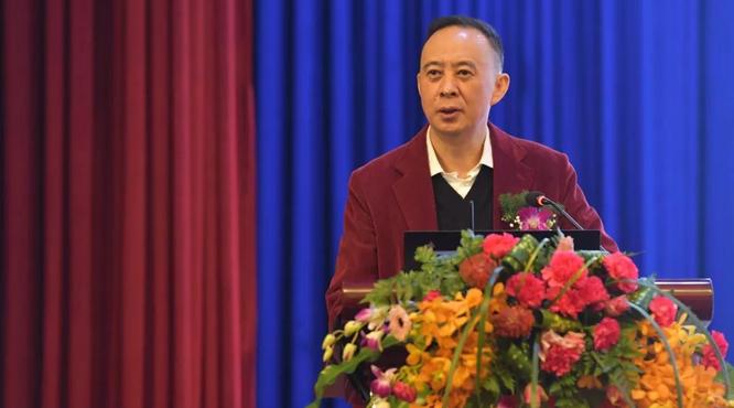 汪俊林董事長發(fā)布郎酒兼香大戰(zhàn)略 打造中國都市光瓶酒旗幟