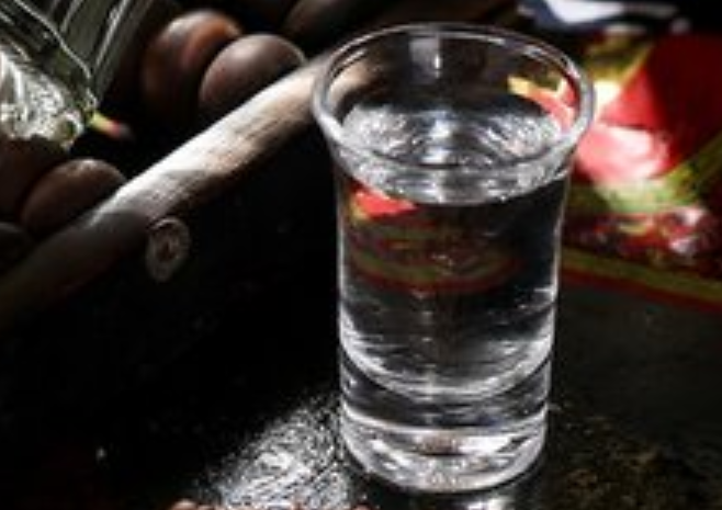 固態(tài)法白酒有哪些種類？固態(tài)法白酒分類方法請(qǐng)了解
