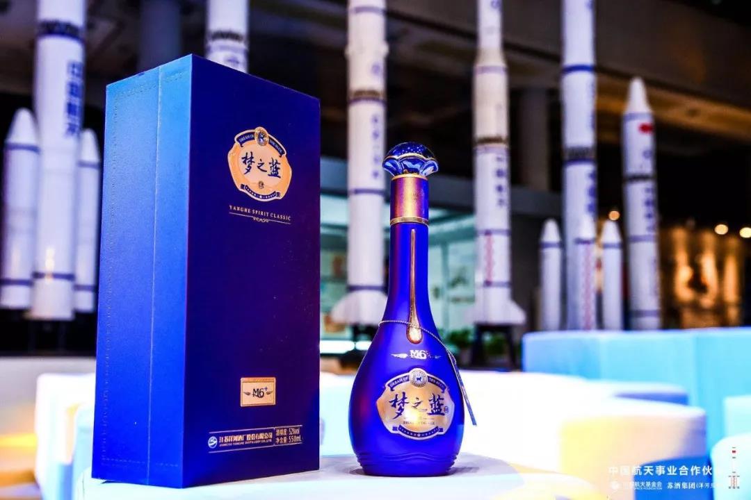 夢之藍M6+為長征五號火箭出征加油！