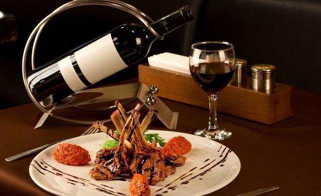 紅酒配什么餐飲？