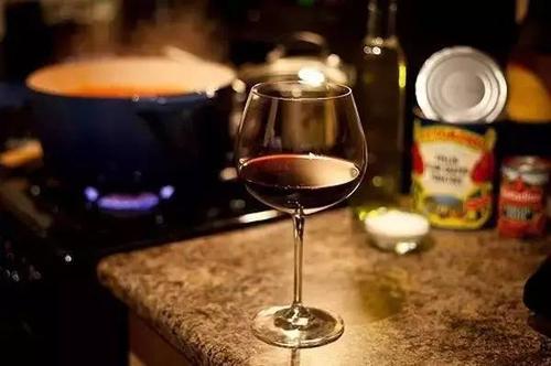 紅酒雞蛋有什么作用？如何制作紅酒煮雞蛋？
