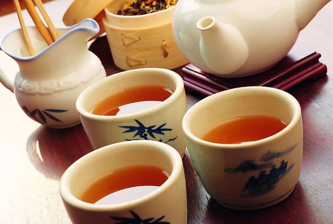 吃什么能解酒呢？喝醉了應(yīng)該怎么解酒呢