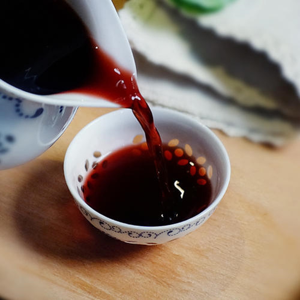 女人喝桑葚酒有哪些好處？女人每天喝一杯桑葚酒的好處