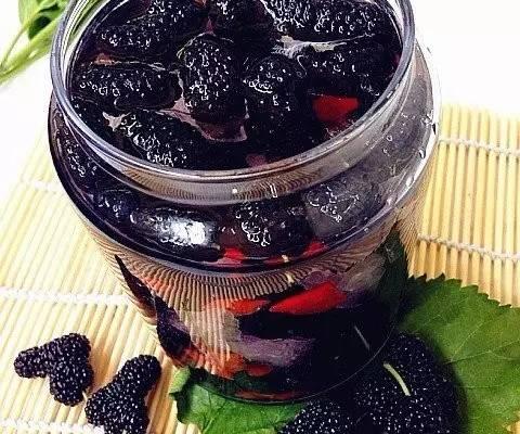 桑葚酒怎么泡？桑葚酒有什么功效？