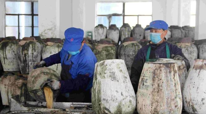 古越龍山復(fù)工進行時，赴一場與時間賽跑的春榨