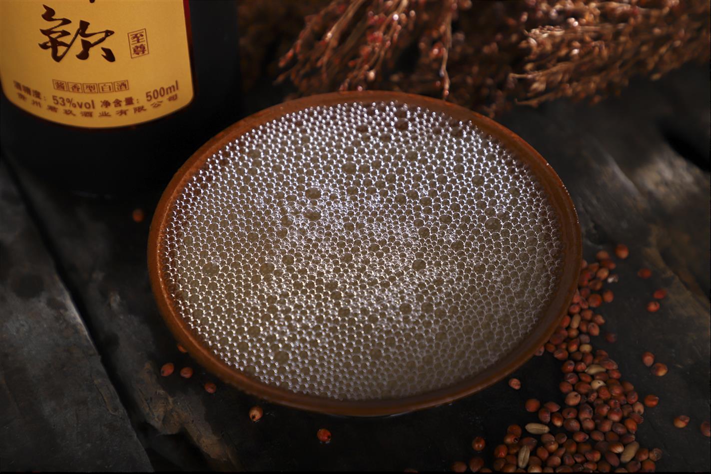 為什么領(lǐng)導(dǎo)只喝醬香酒，和濃香型的區(qū)別你懂了嗎？