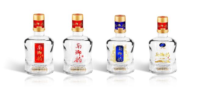 白酒酒瓶的材質(zhì)有哪些？茅臺酒的瓶子為什么是白色？