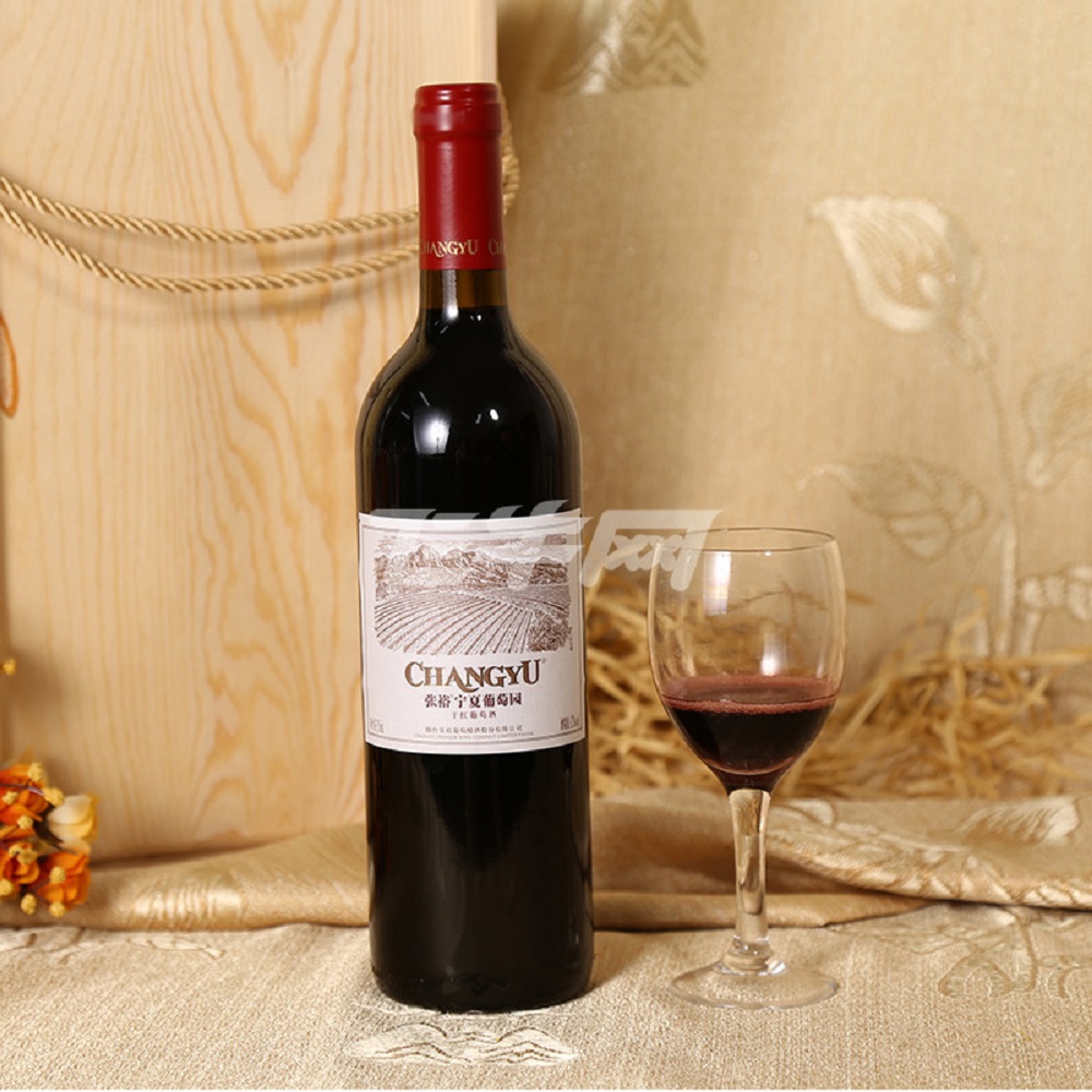 干紅和葡萄酒的區(qū)別，如何挑選優(yōu)質(zhì)干紅葡萄酒