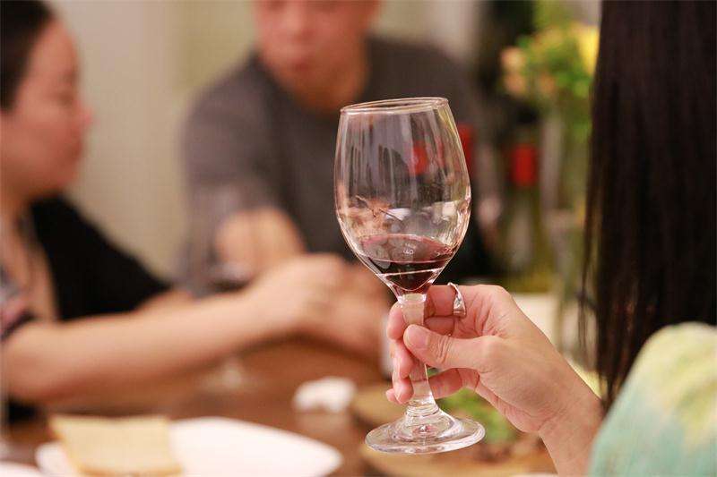 葡萄酒和桑葚酒的區(qū)別，這三大區(qū)別你了解了嗎？