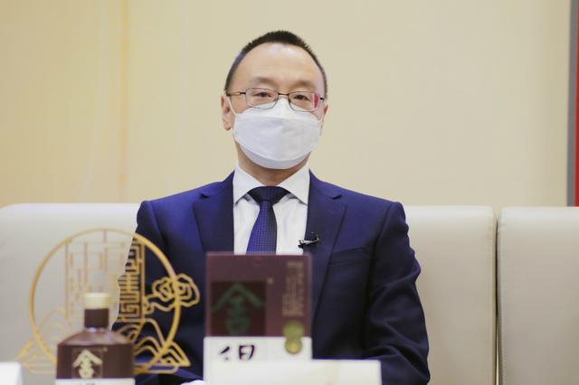 舍得酒業(yè)直播舉行“品質(zhì)之上，唯有老酒——第四代品味舍得上市發(fā)布會(huì)”
