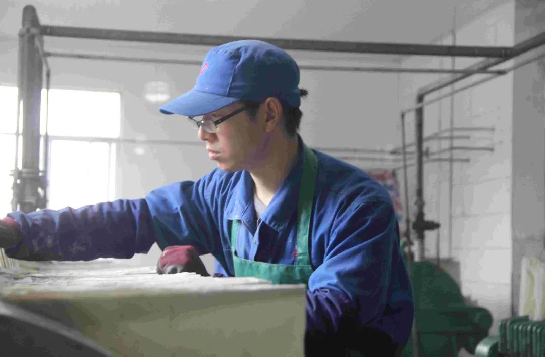 古越龍山90后釀酒師群體，成長(zhǎng)之路無(wú)捷徑！