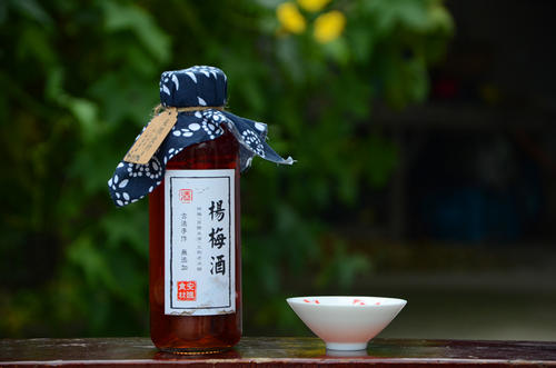 楊梅酒的楊梅可以吃嗎？楊梅酒泡多久楊梅取出