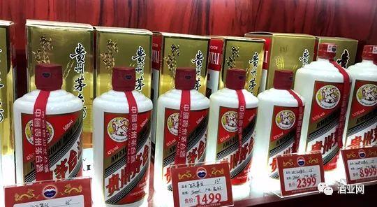 3月28日飛天茅臺酒價(jià)格行情，茅臺酒價(jià)及股價(jià)遭到“雙殺”