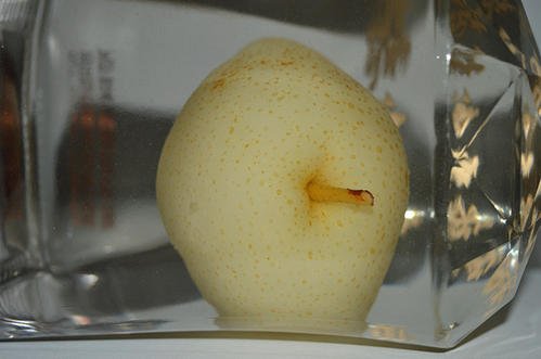 永不分梨酒是五糧液的嗎？永不分梨酒梨是怎么放進(jìn)去的