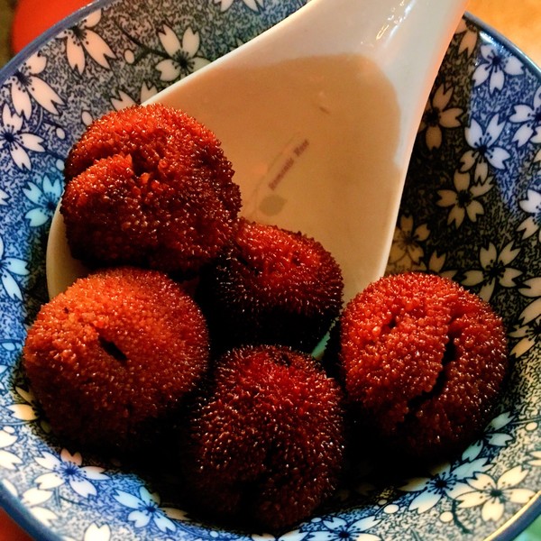 楊梅酒會(huì)過期嗎？泡酒時(shí)用什么容器比較好呢？