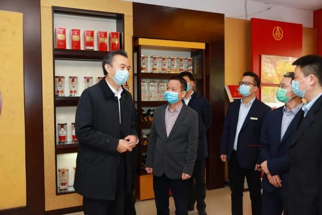 李曙光調(diào)研湖南市場，推動五糧液全面激活市場消費(fèi)需求