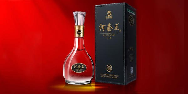 內(nèi)蒙古河套酒業(yè)捐贈乙醇消毒液，助力全旗各學(xué)?？箵粢咔? width=