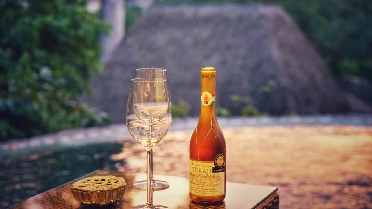 貴腐酒的釀造過程是怎樣的？貴腐酒的生產(chǎn)釀造過程