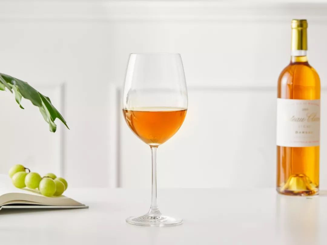 喝貴腐酒要醒酒嗎？喝貴腐酒適合用什么酒杯？