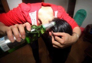 用啤酒洗頭需要用洗發(fā)水嗎？用啤酒洗頭要兌水嗎？