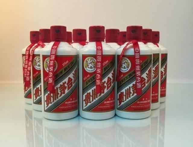 真瓶裝假茅臺(tái)什么情況，真瓶裝假茅臺(tái)怎么識(shí)別