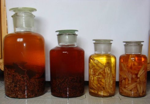 藥香型白酒是什么味道的？藥香型白酒有哪些成分？