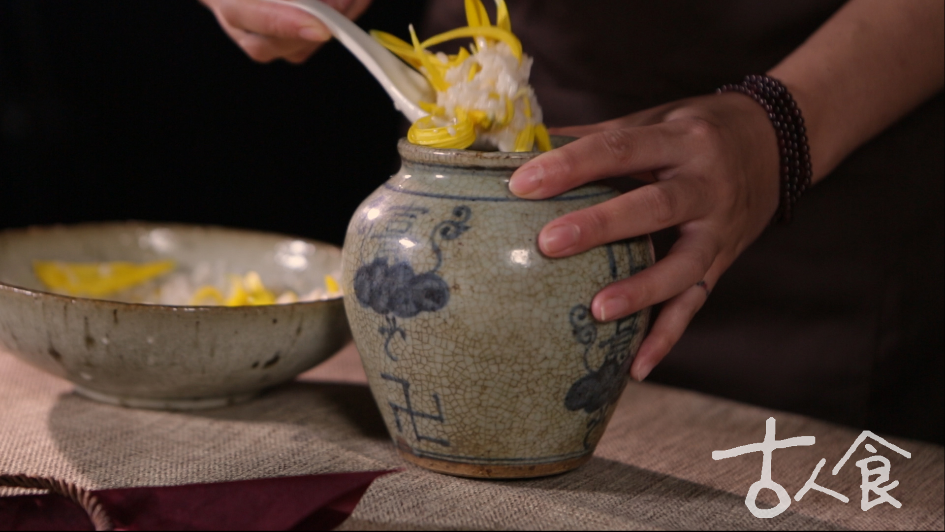 菊花直接泡酒可以嗎？菊花泡酒的制作方法