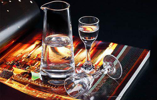 什么樣的白酒需要醒酒？白酒醒酒后有什么變化？