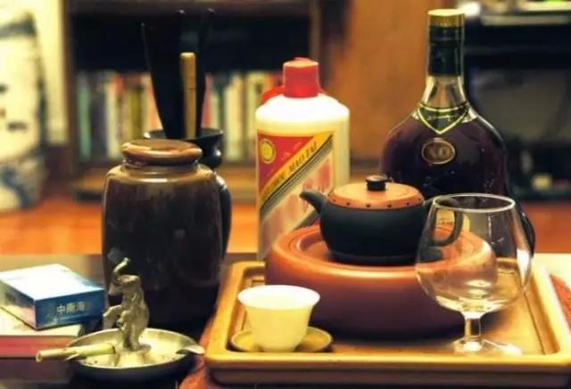為啥建議你，抓緊存點(diǎn)白酒？