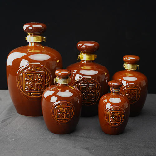 低端白酒市場(chǎng)現(xiàn)狀如何？低端白酒招商應(yīng)注意哪些問(wèn)題？