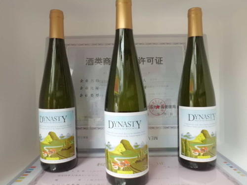 王朝半干白葡萄酒怎么搭配好？