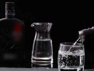 52度白酒的密度是多少？白酒的密度計(jì)算公式是什么？